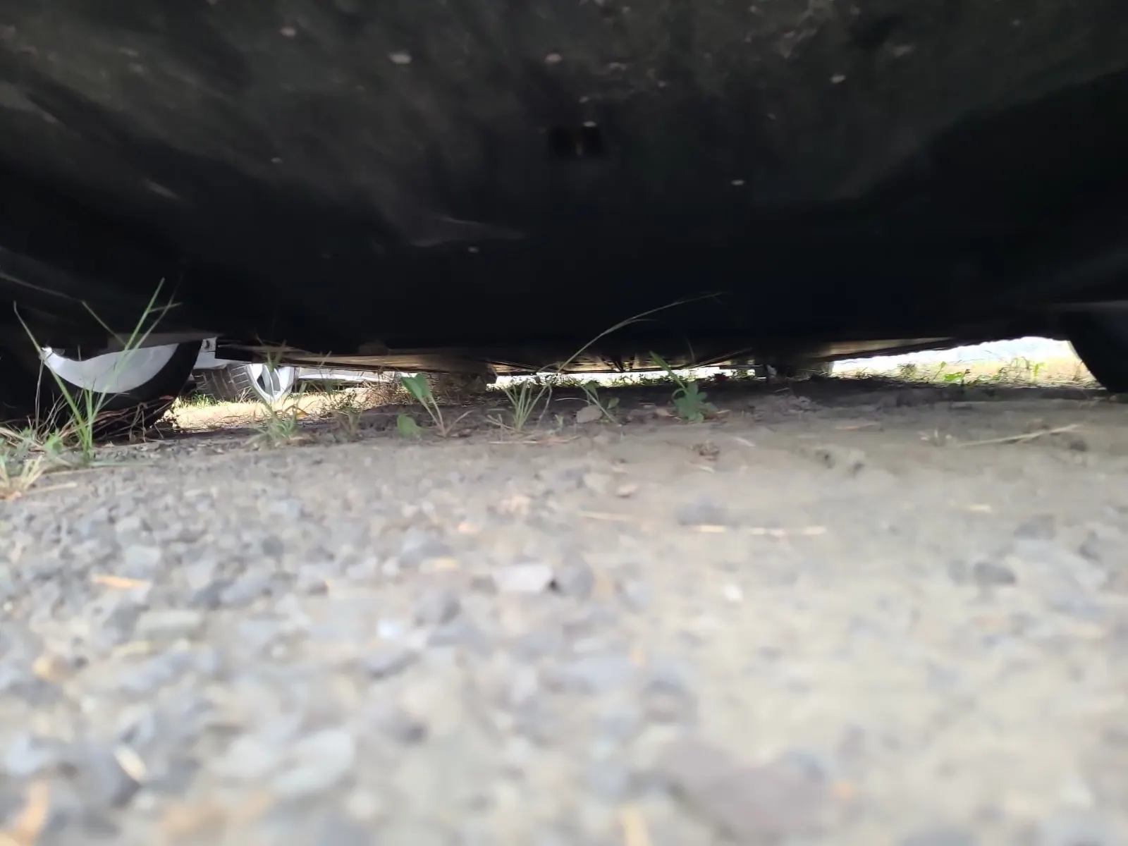 Undercarriage - Rear Photo