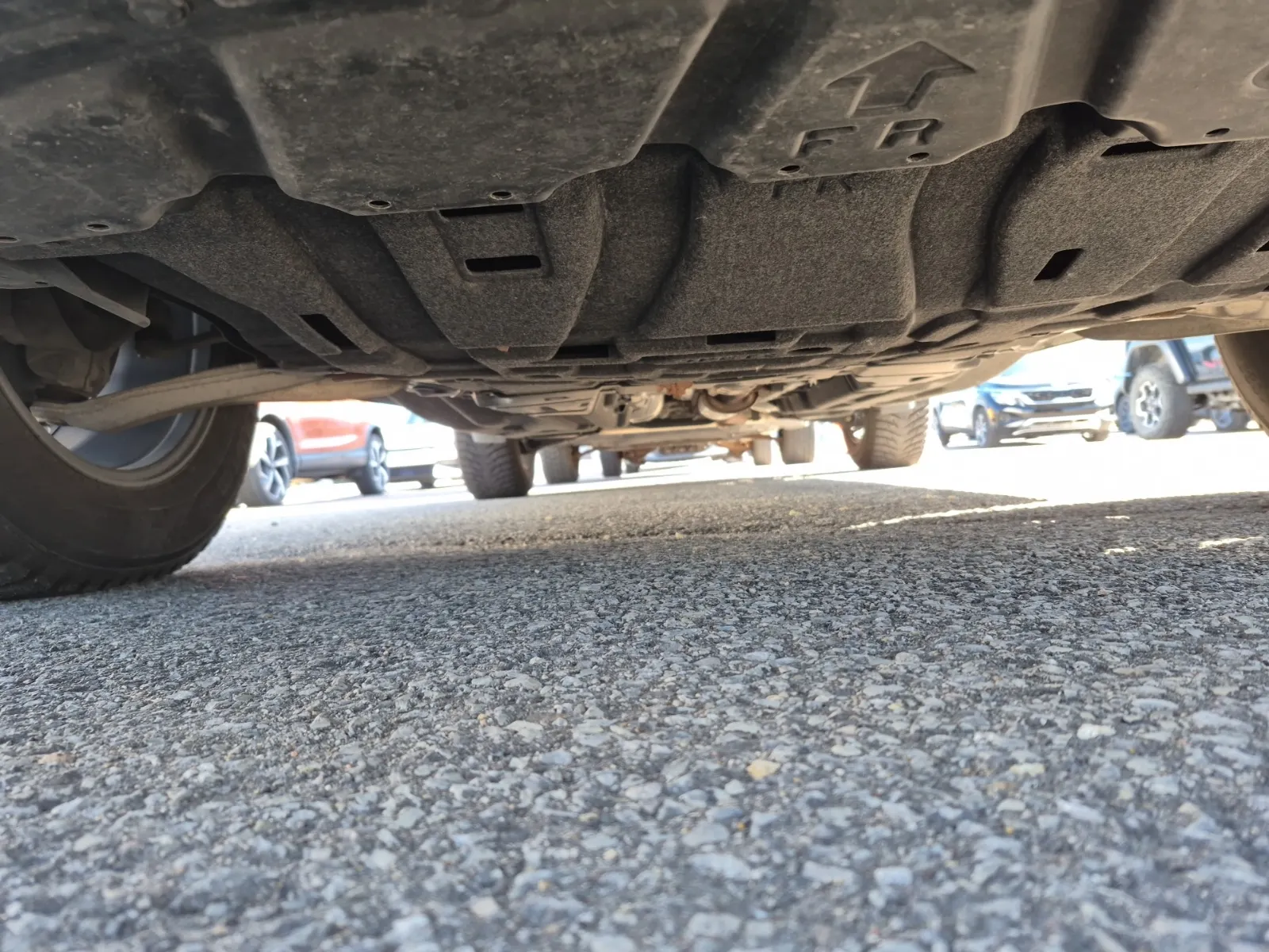 Undercarriage - Front Photo