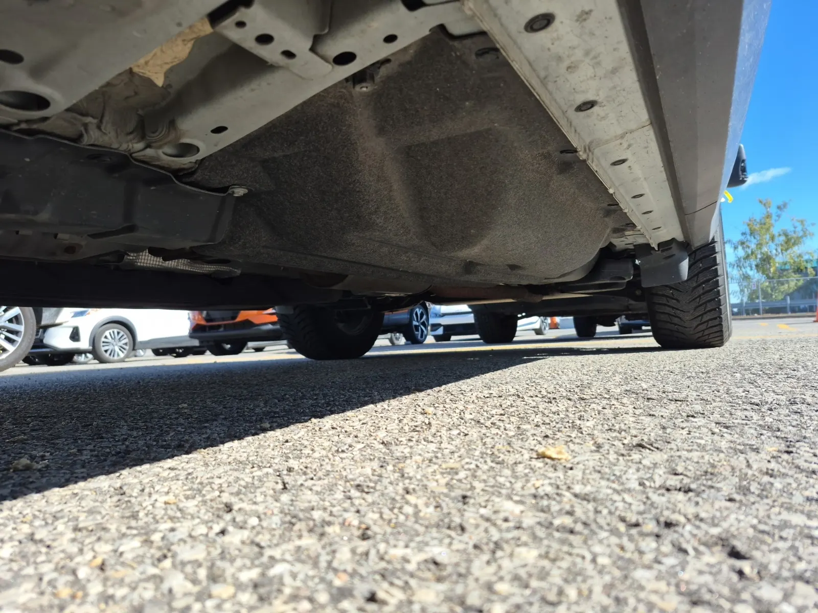 Undercarriage - Driver Photo