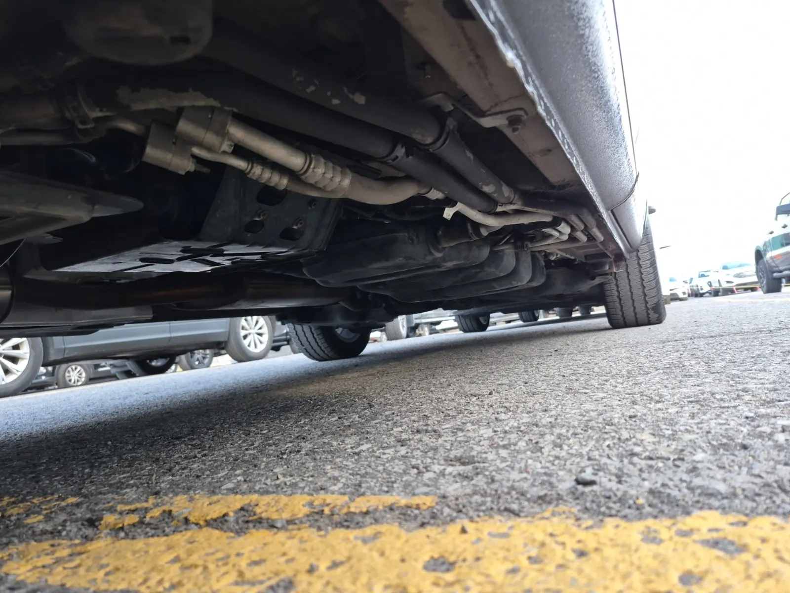 Undercarriage - Driver Photo