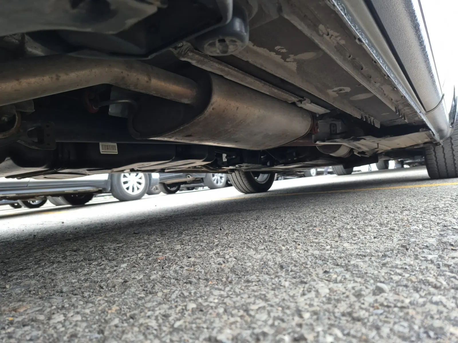 Undercarriage - Passenger Photo