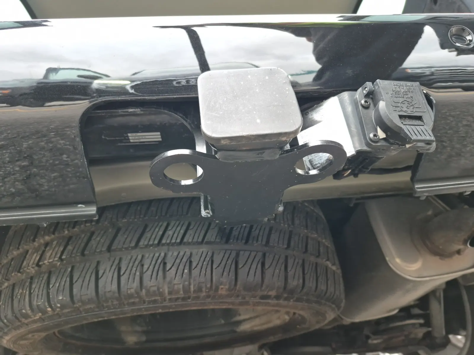 Spare Tire & Wheel Photo