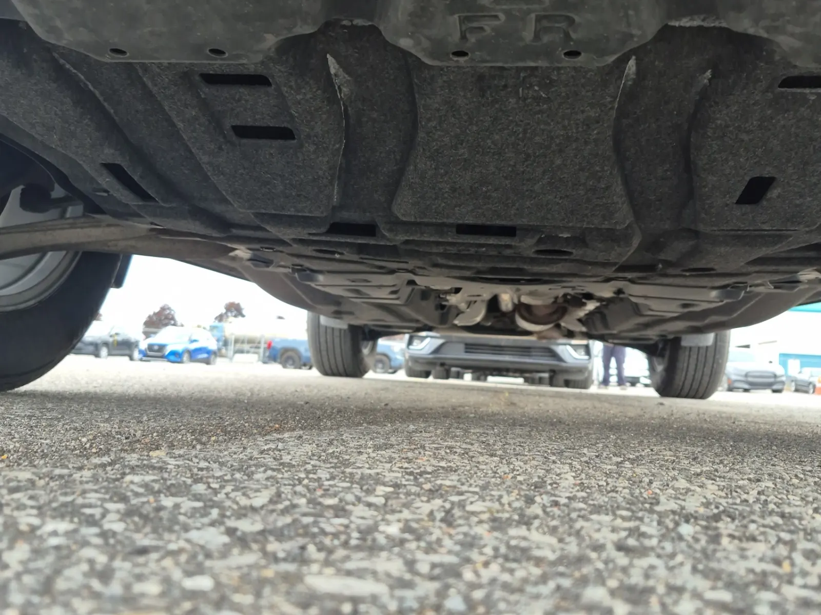 Undercarriage - Front Photo