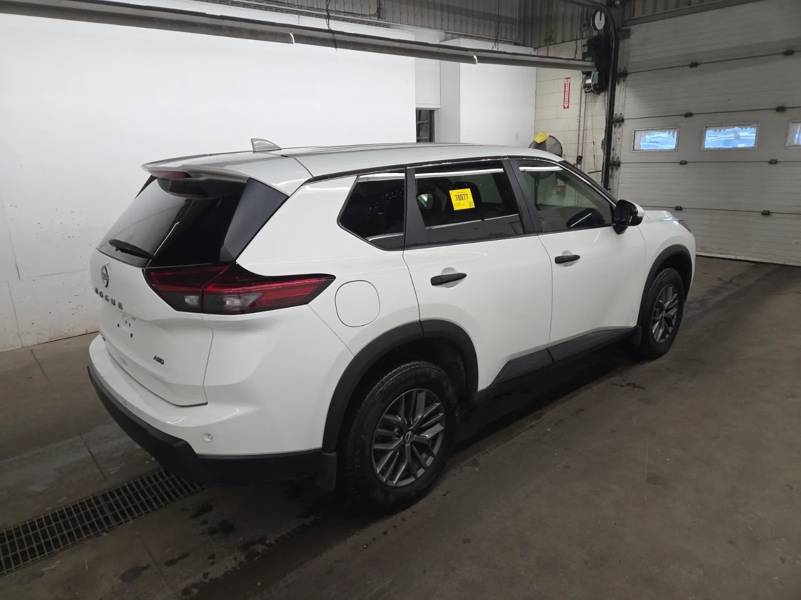 Passenger Rear 3/4 Photo