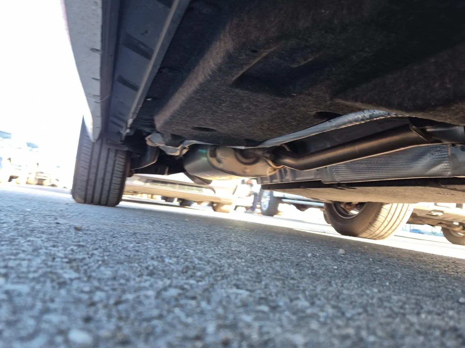 Undercarriage - Passenger Photo