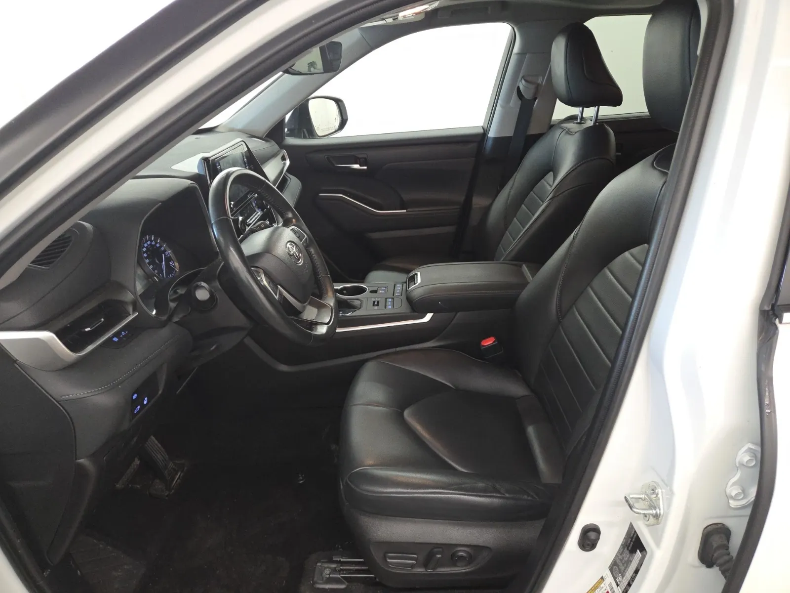 Front Interior Photo