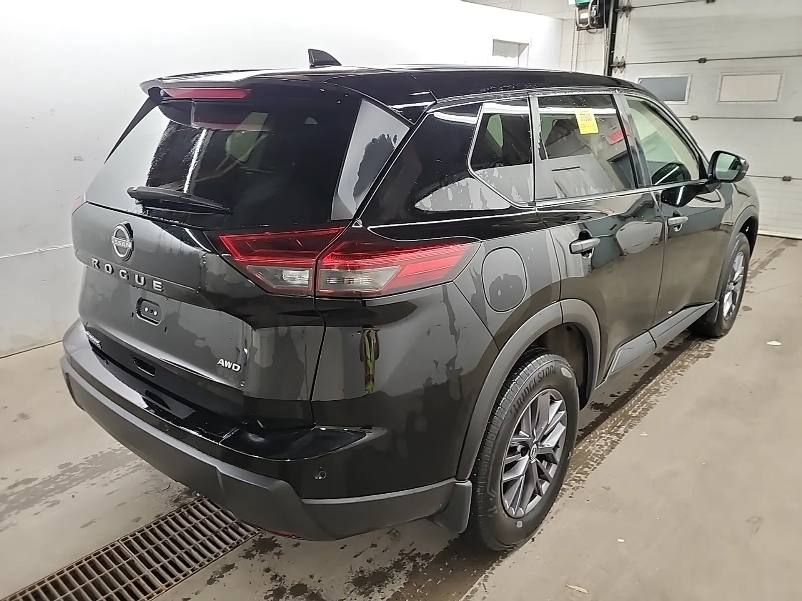 Passenger Rear 3/4 Photo