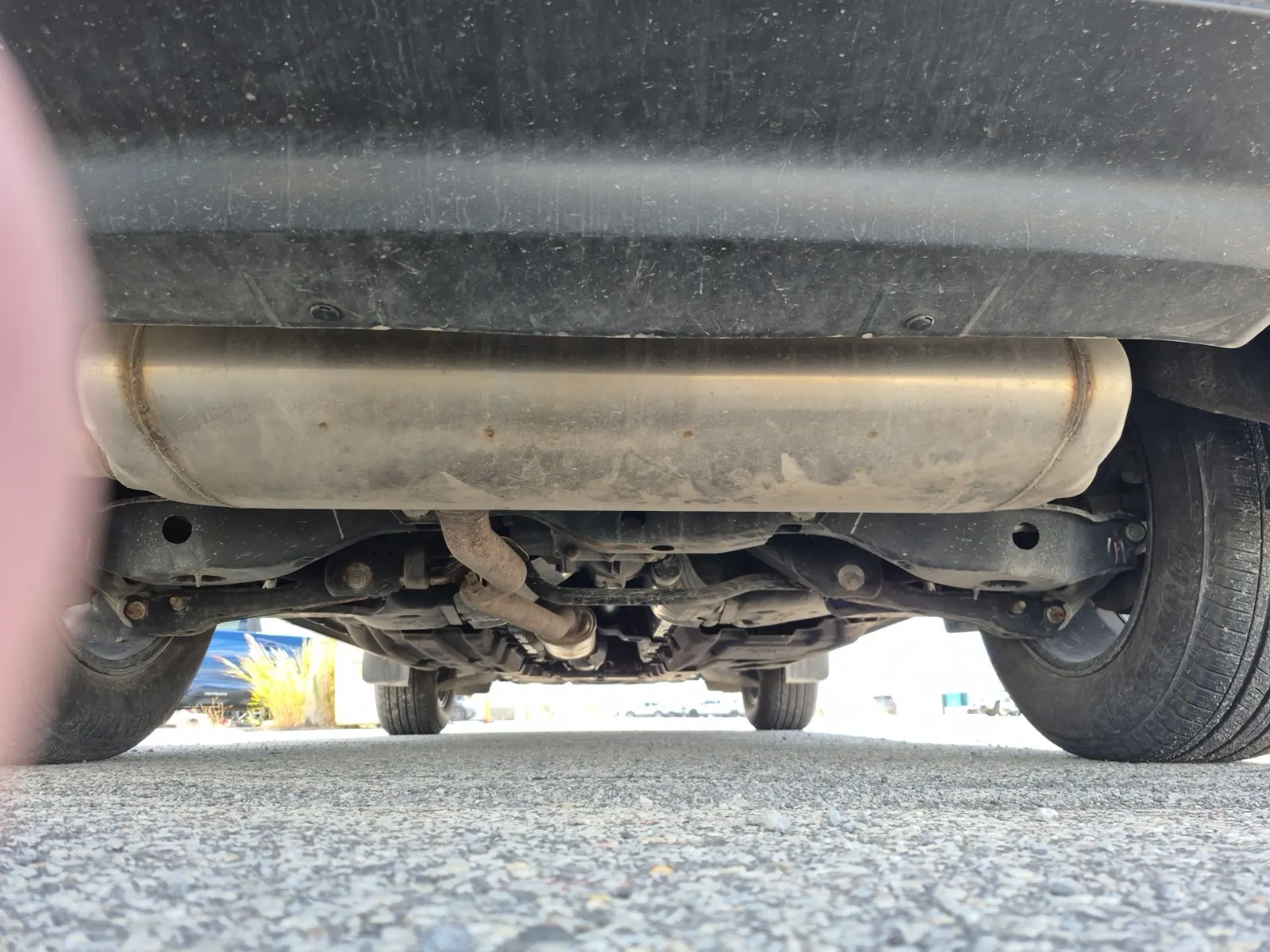 Undercarriage - Rear Photo
