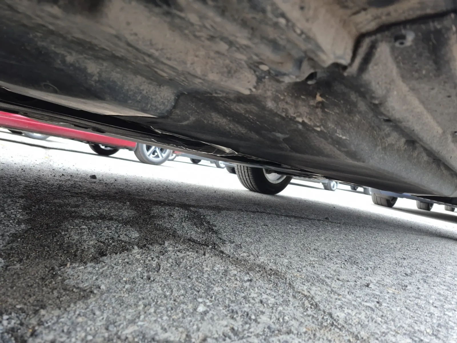 Undercarriage - Driver Photo