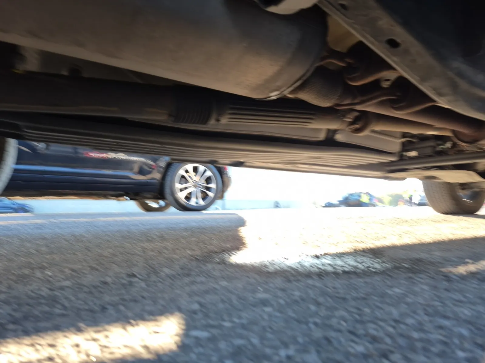 Undercarriage - Passenger Photo