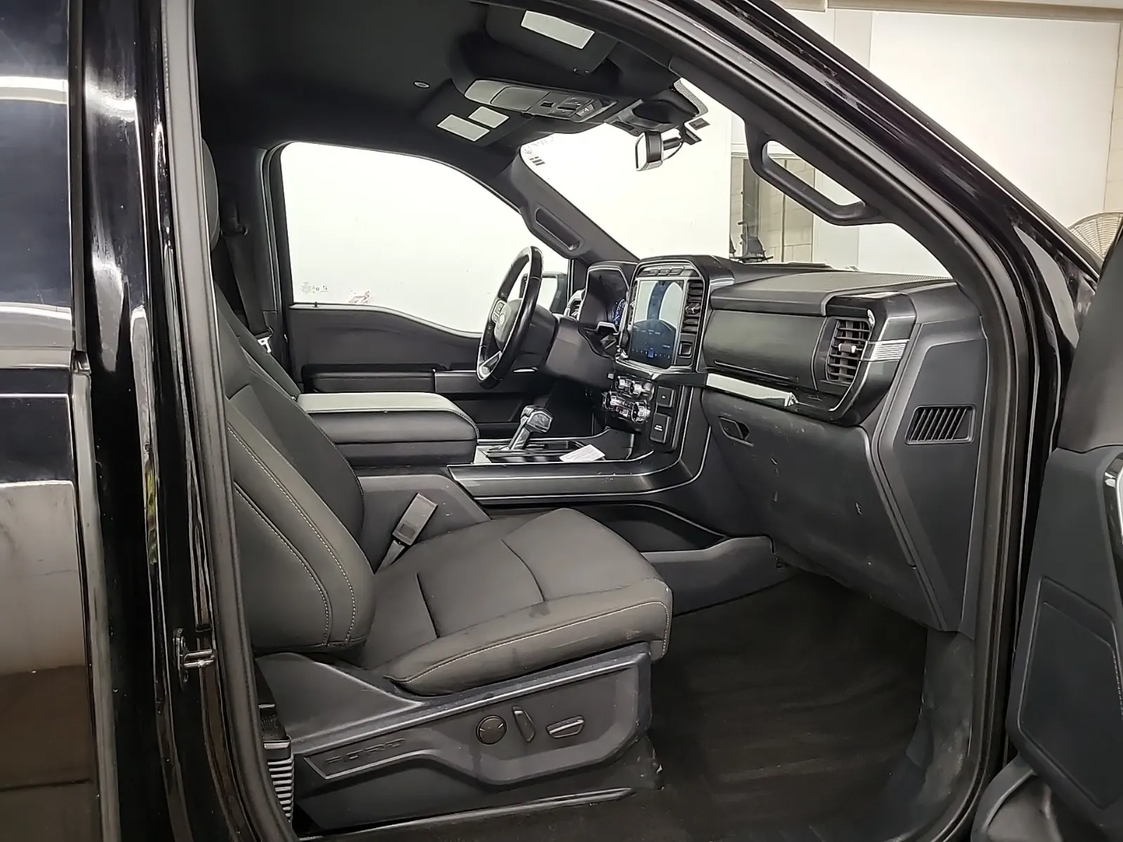 Right Side Interior Photo