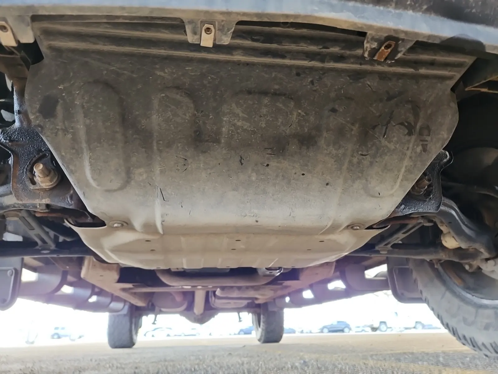 Undercarriage - Front Photo