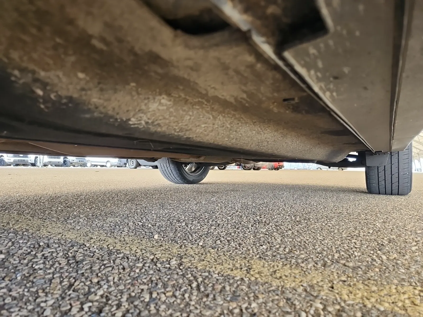 Undercarriage - Driver Photo