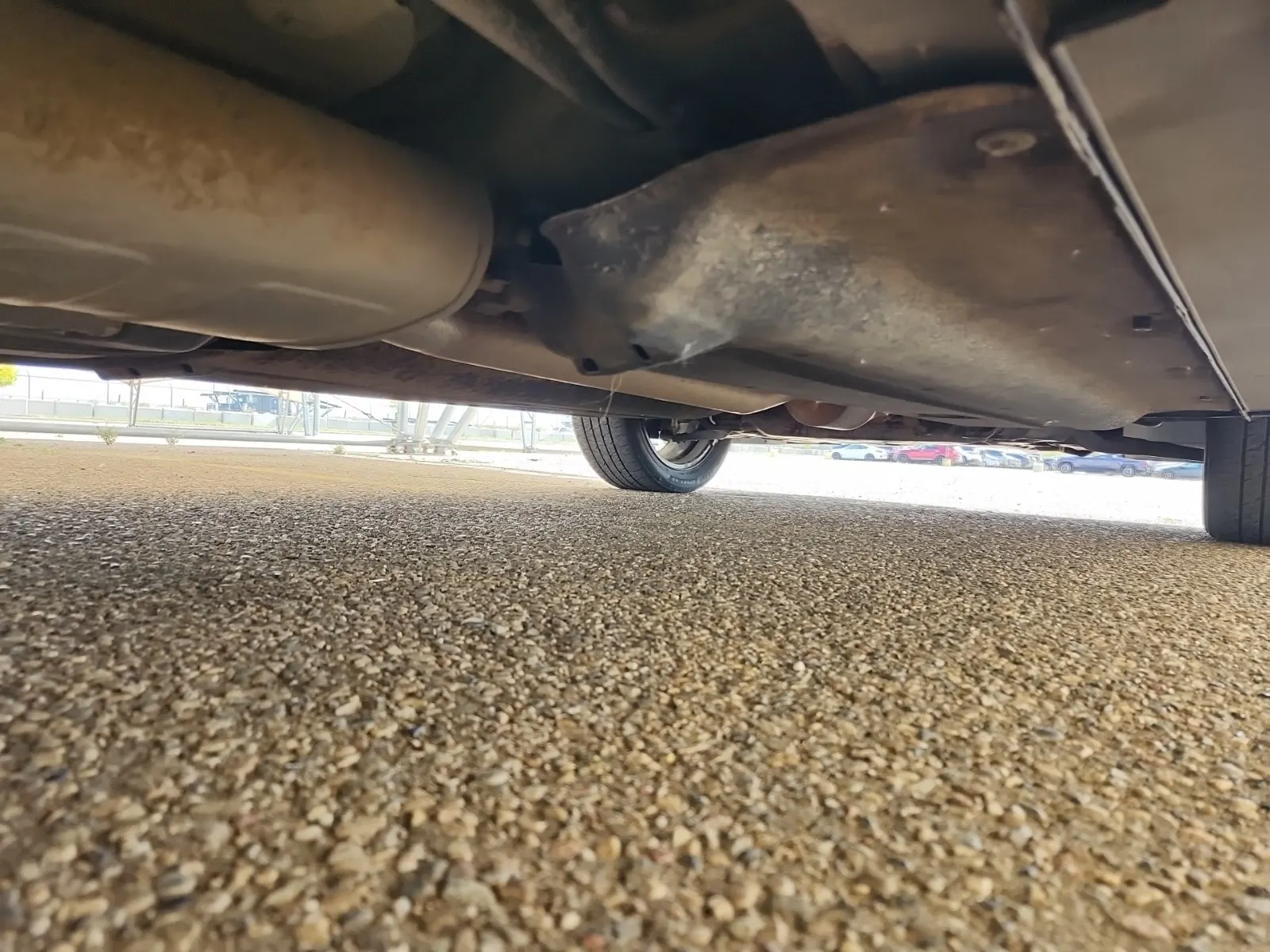 Undercarriage - Passenger Photo