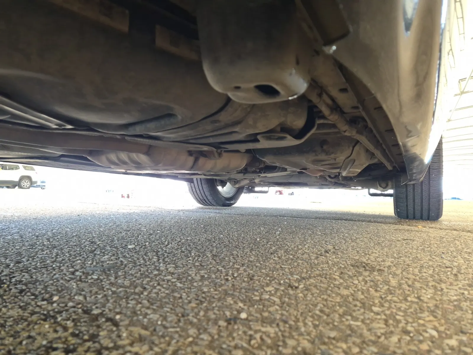 Undercarriage - Passenger Photo