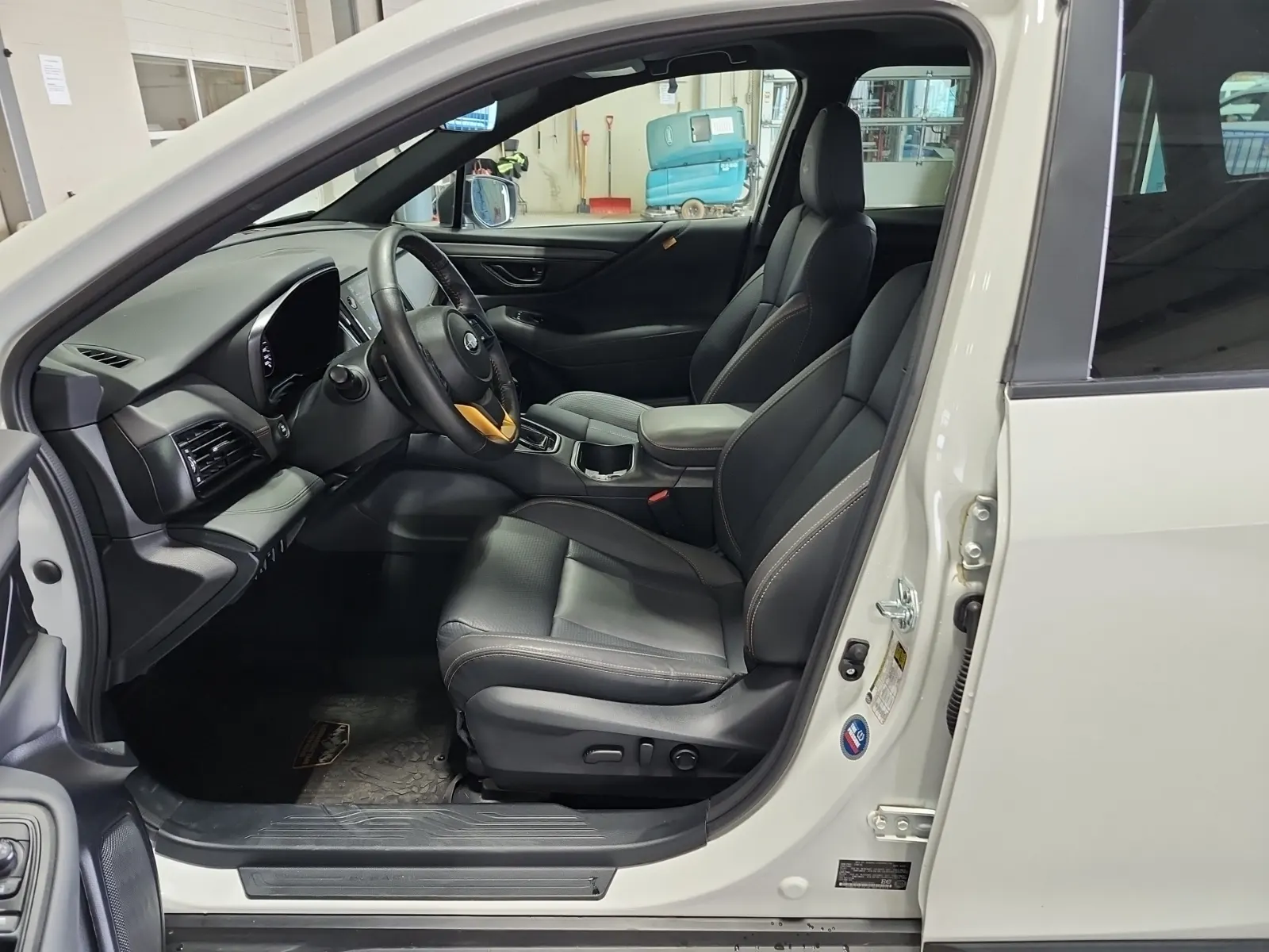 Front Interior Photo