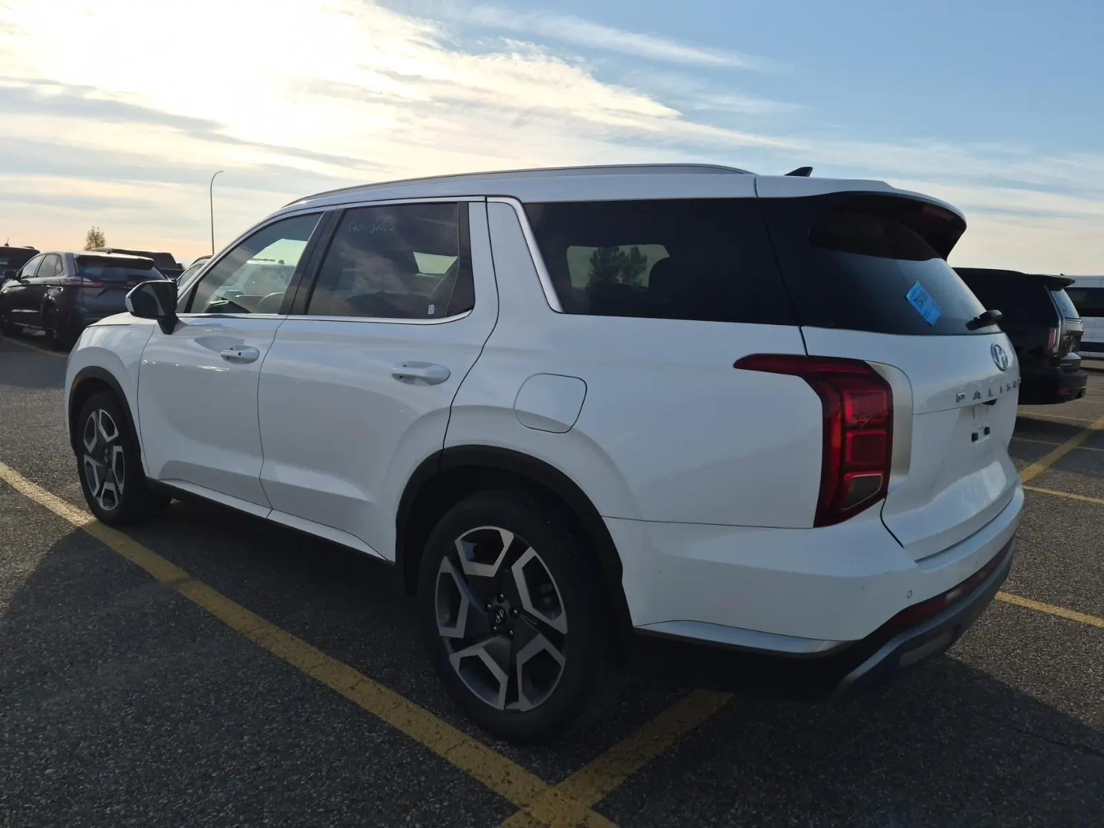 Driver Rear 3/4 Photo