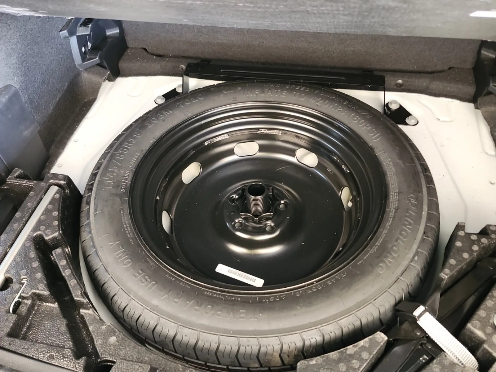 Spare Tire & Wheel Photo