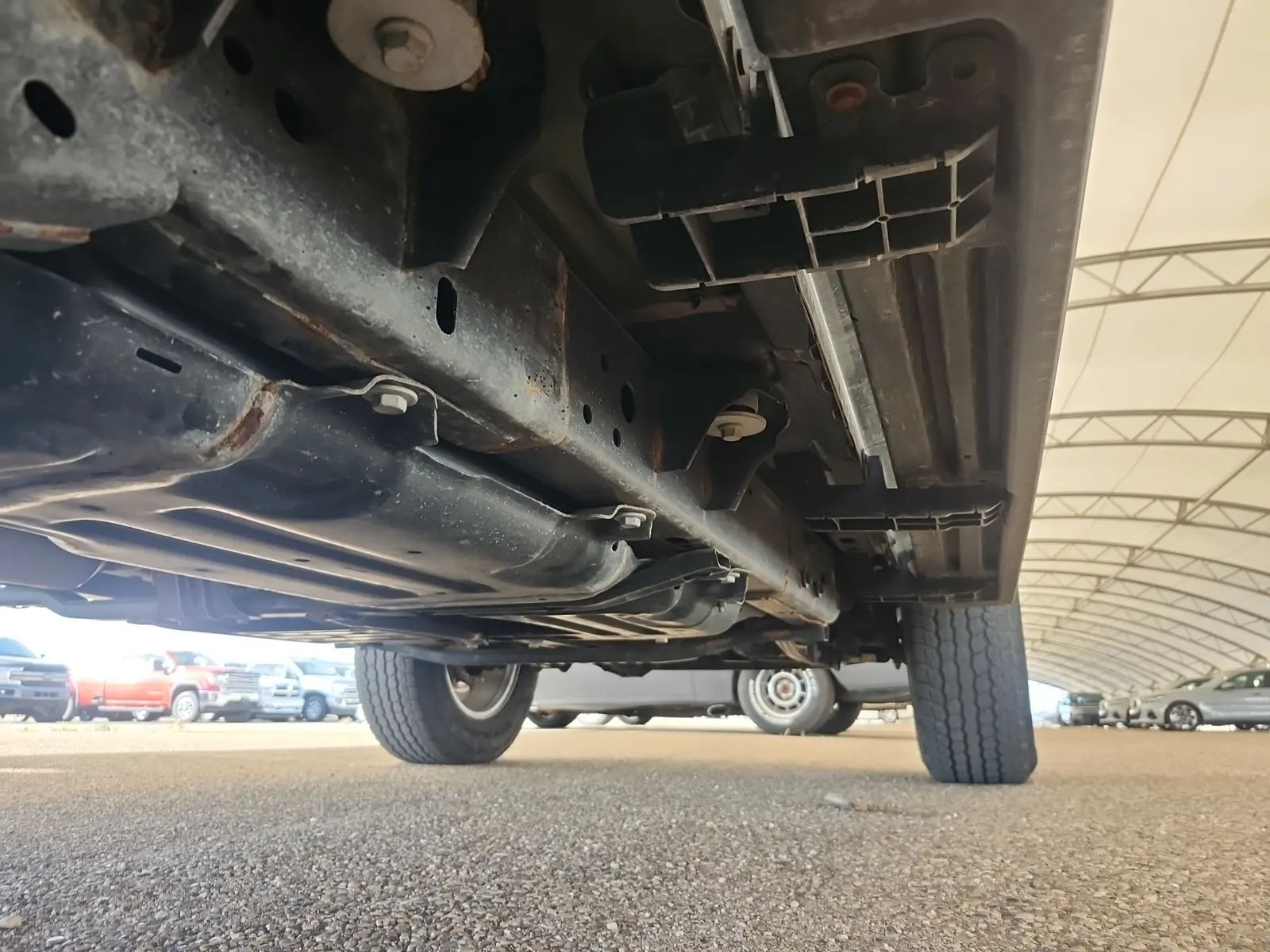 Undercarriage - Passenger Photo