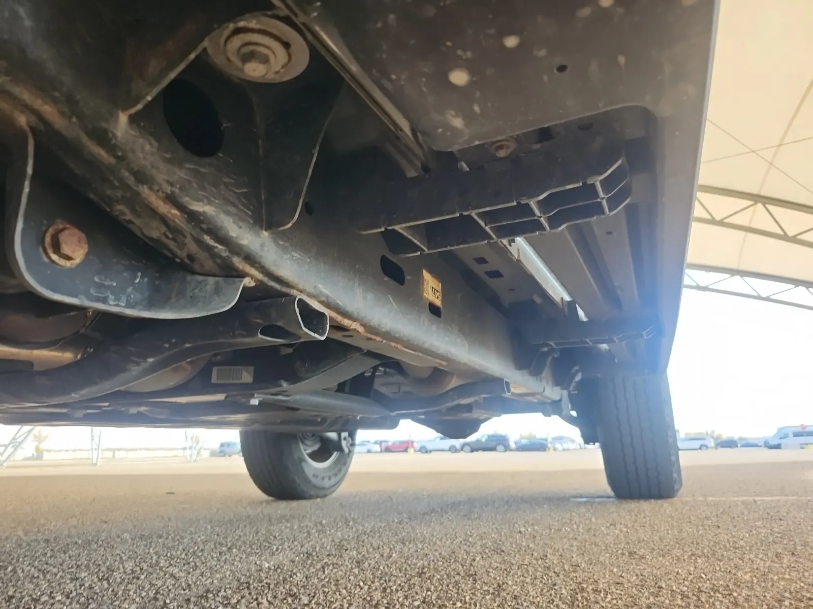 Undercarriage - Driver Photo