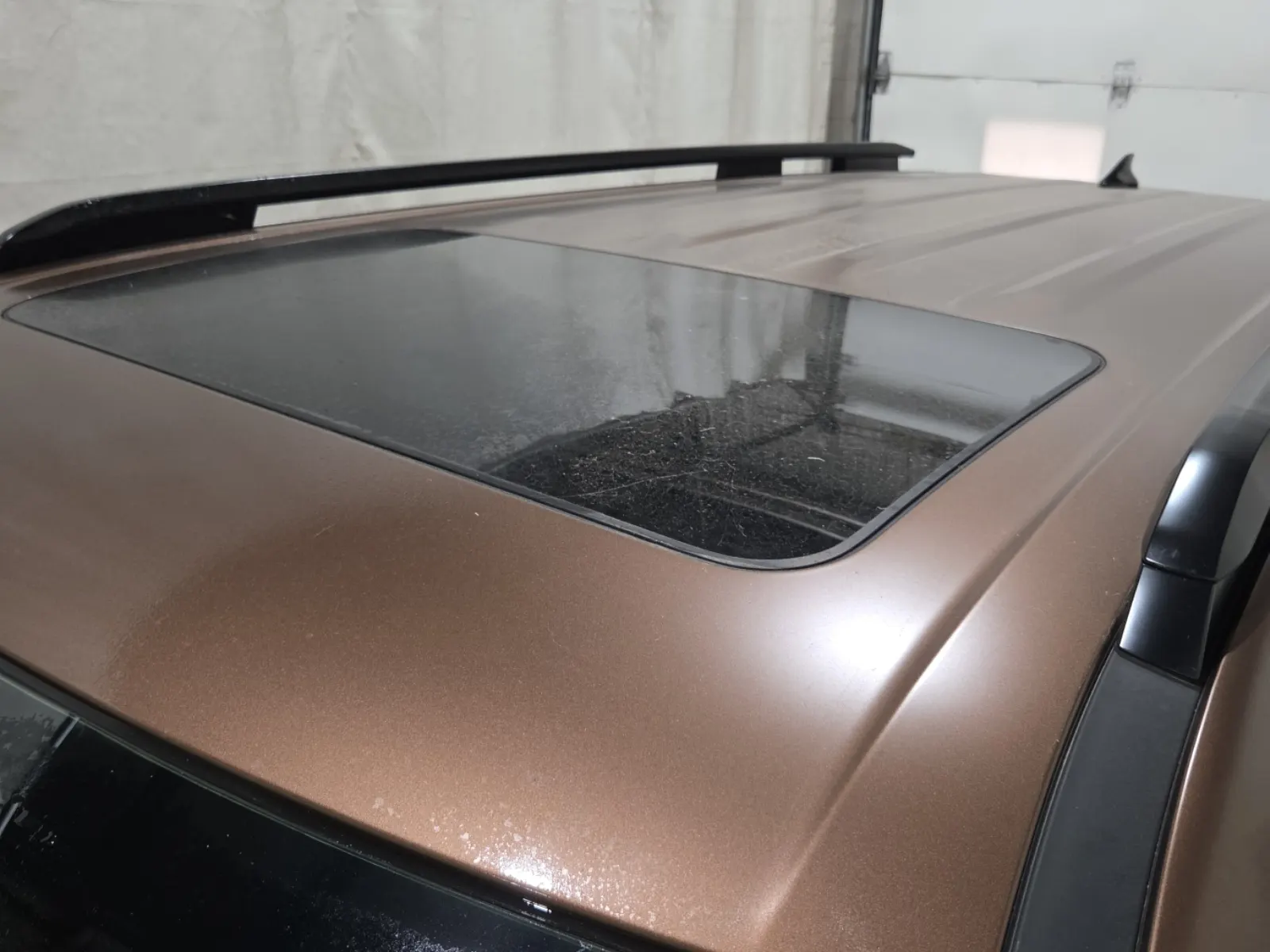 Exterior Roof Photo