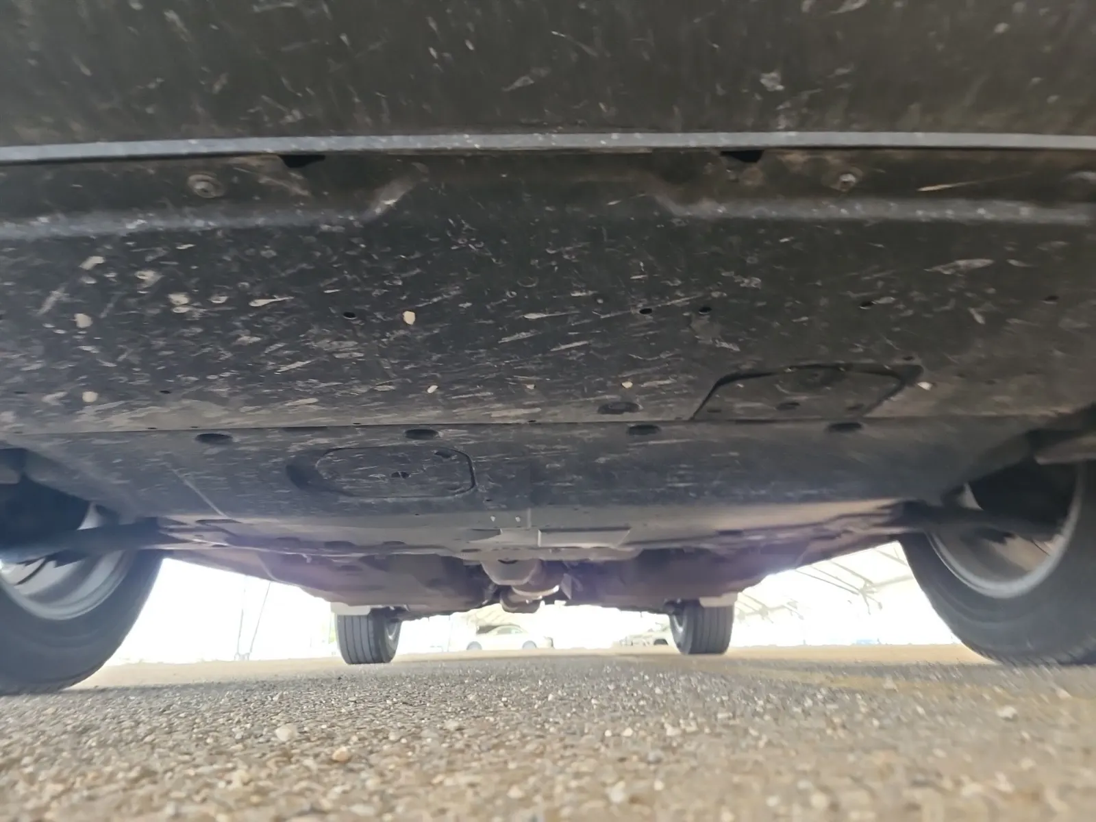 Undercarriage - Front Photo
