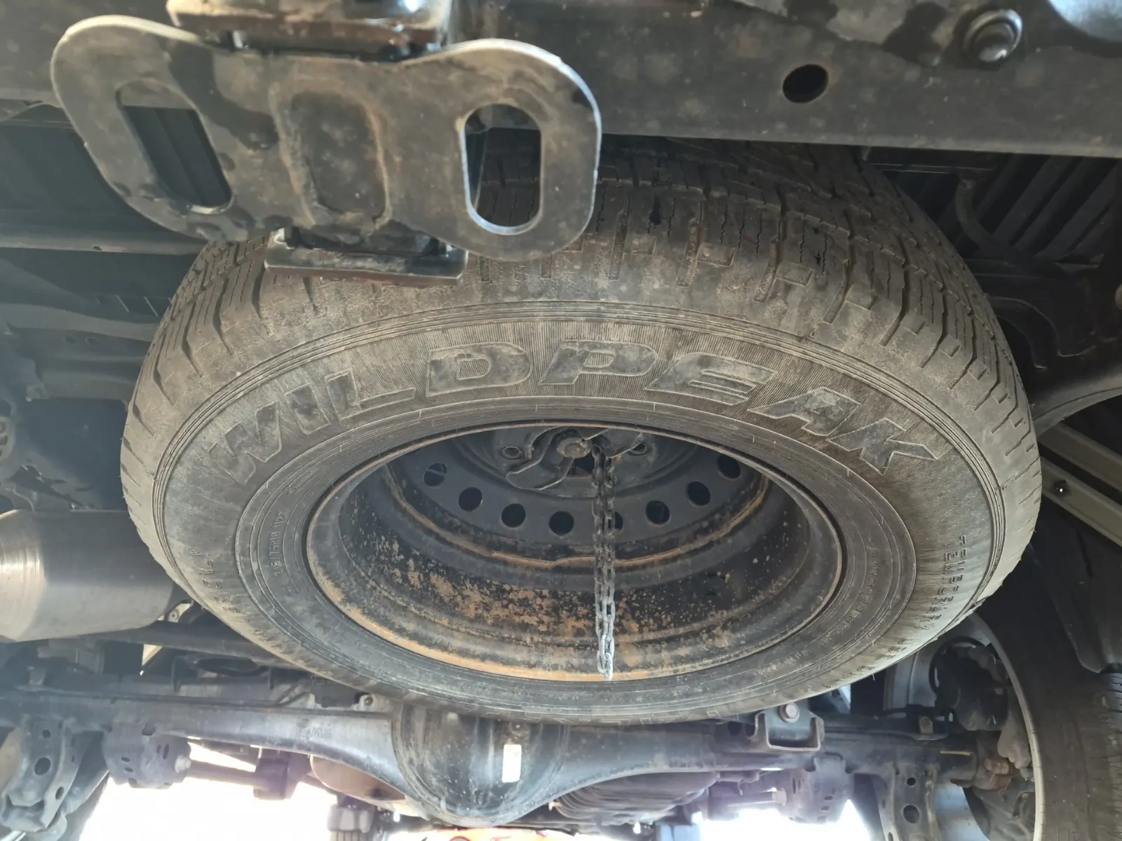 Spare Tire & Wheel Photo