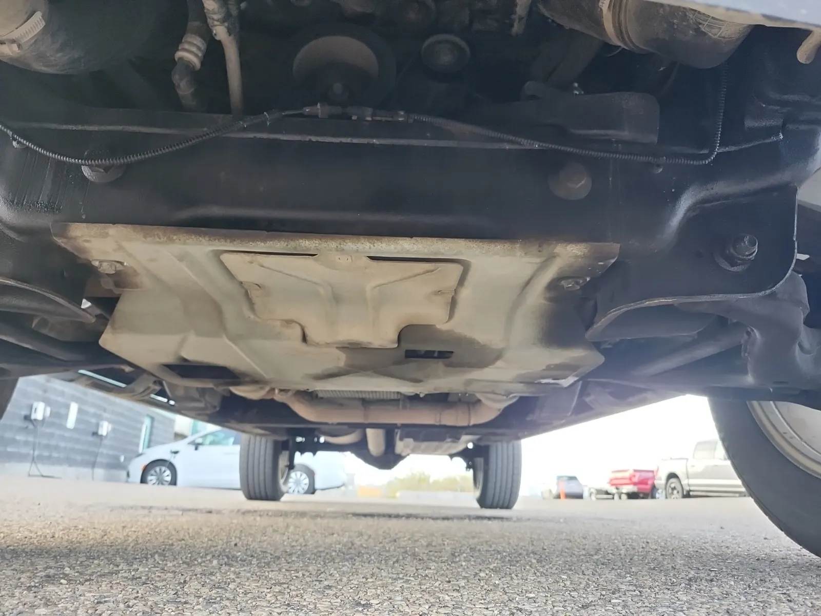 Undercarriage - Front Photo