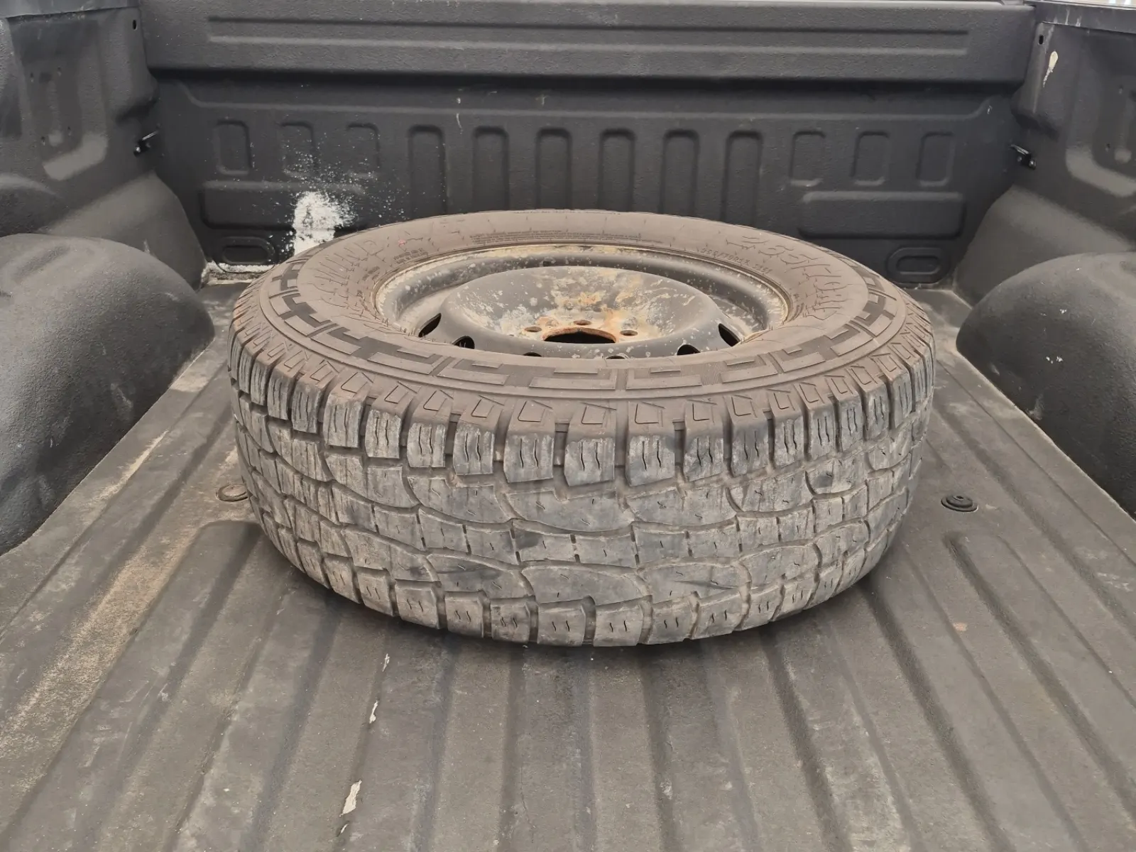 Spare Tire & Wheel Photo
