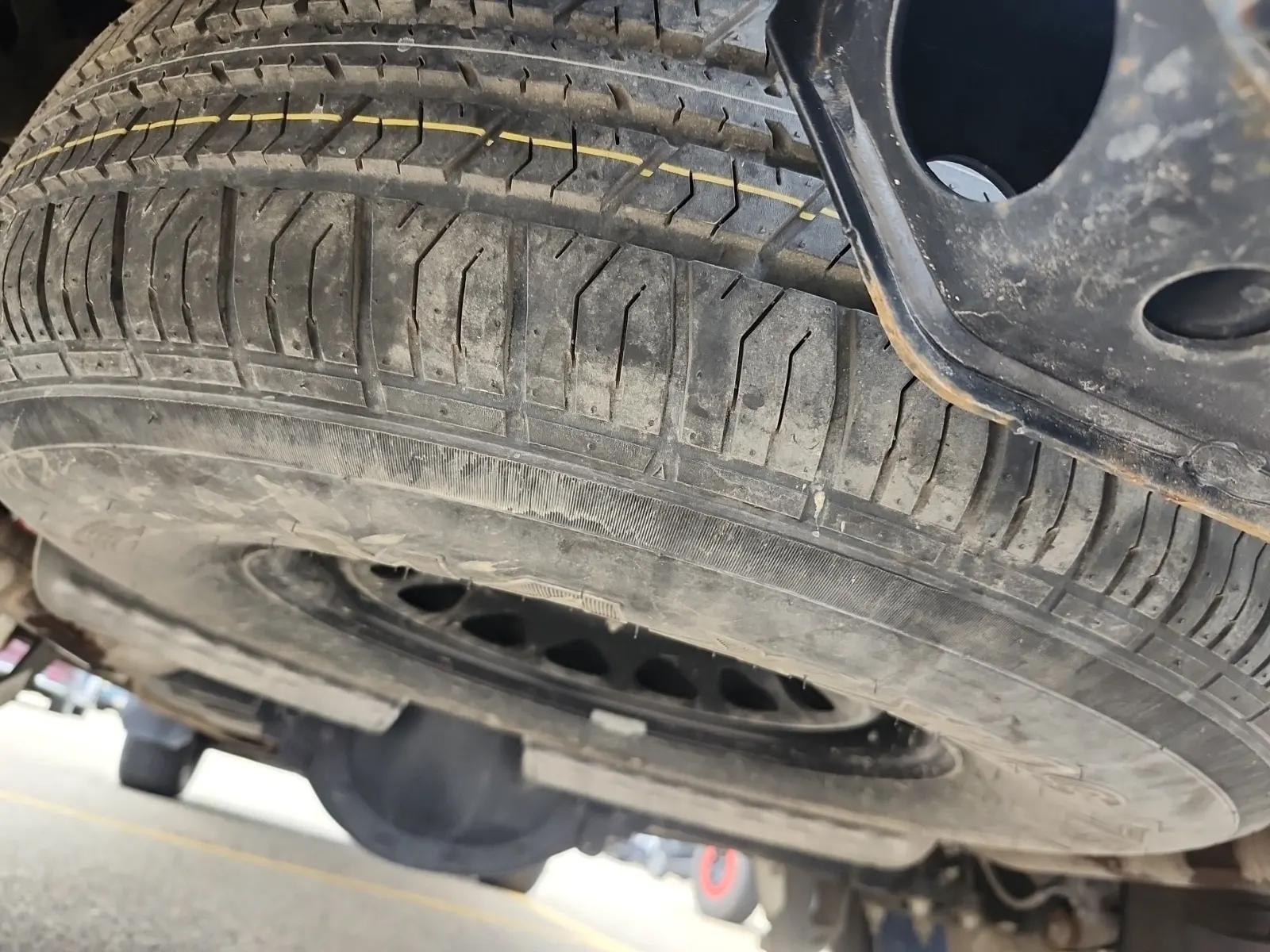 Spare Tire & Wheel Photo