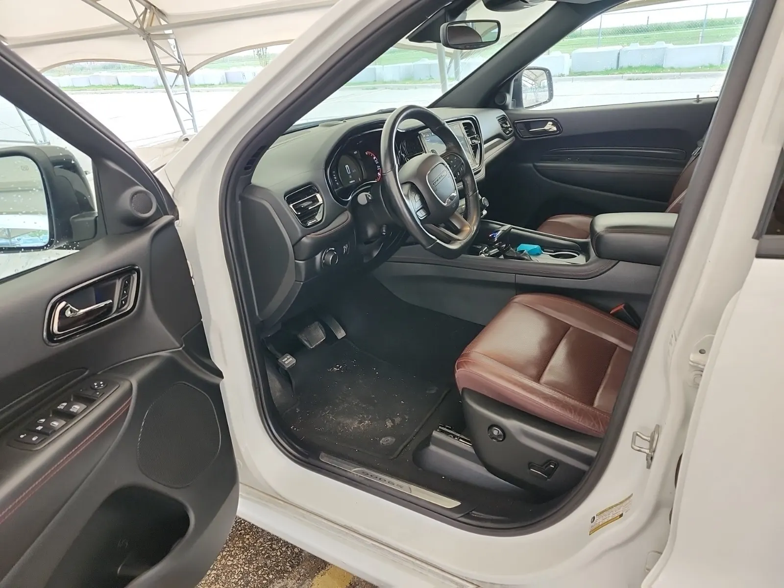 Front Interior Photo