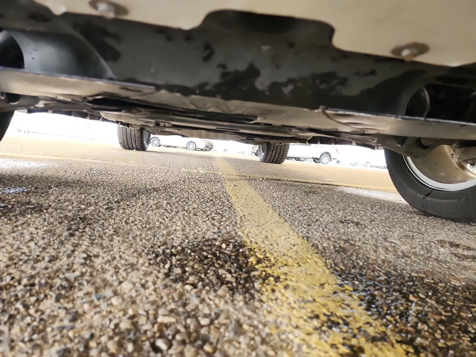 Undercarriage - Front Photo