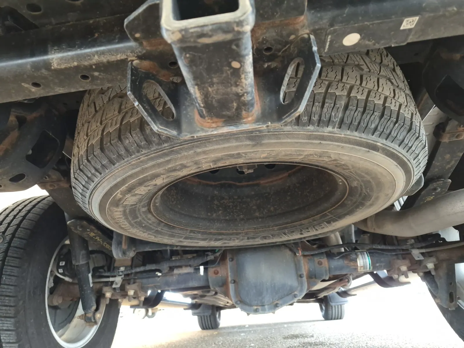 Spare Tire & Wheel Photo