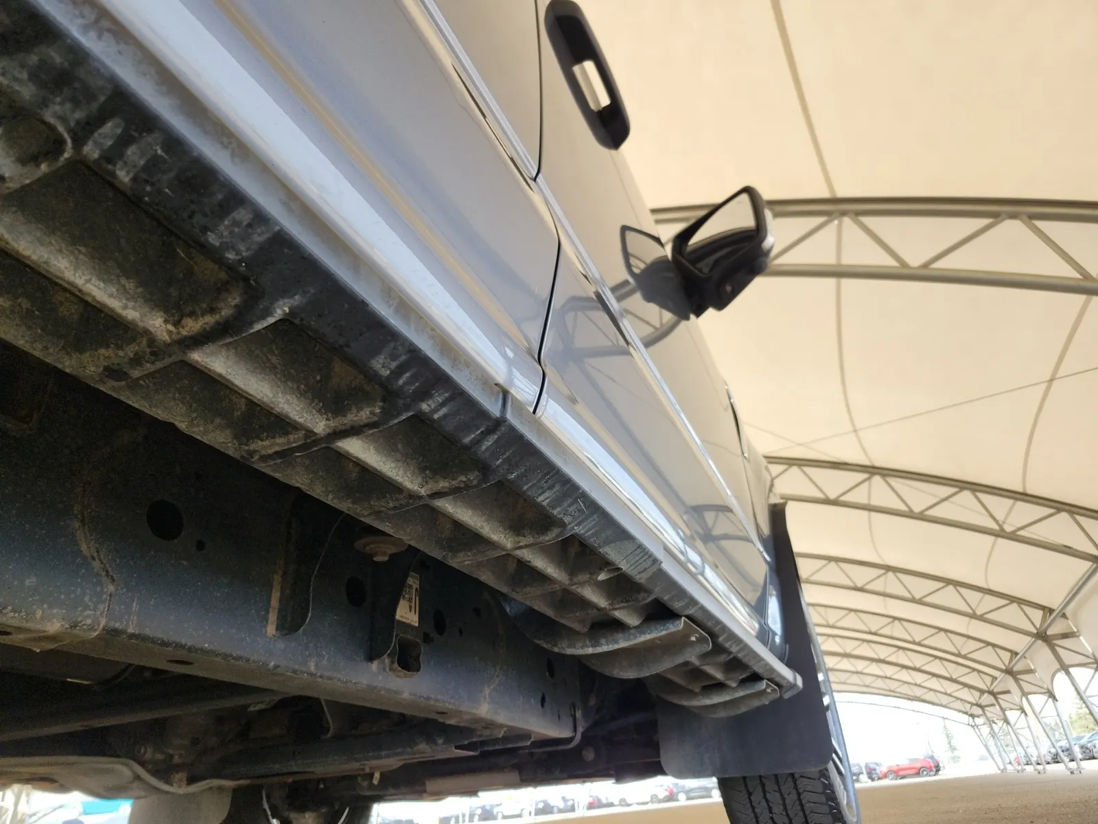 Undercarriage - Passenger Photo