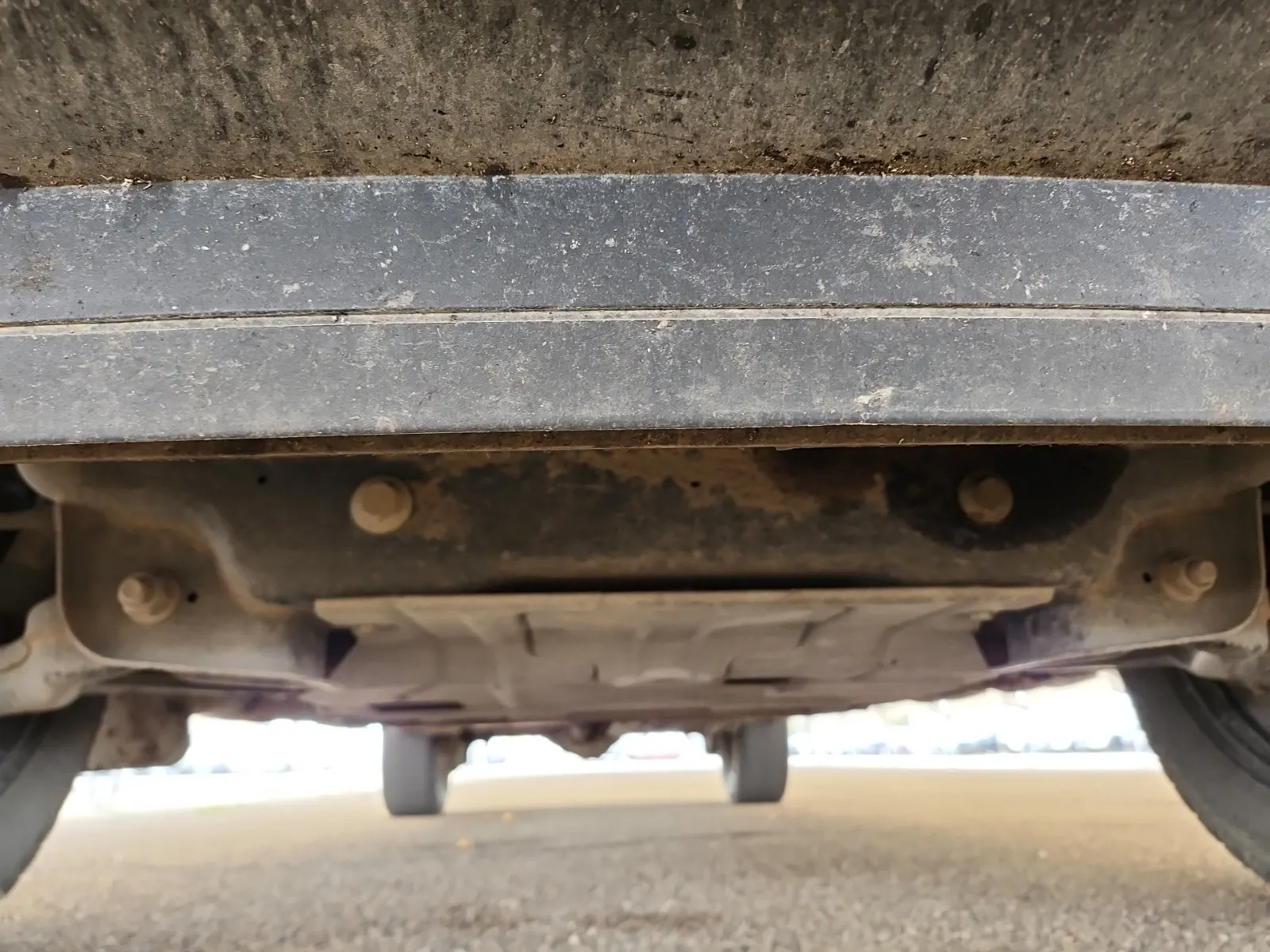 Undercarriage - Front Photo