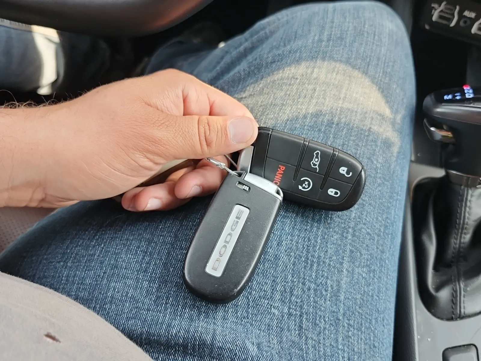 Keys/Fobs/Manual Photo