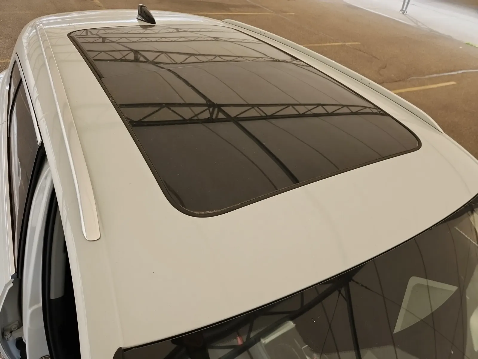 Exterior Roof Photo