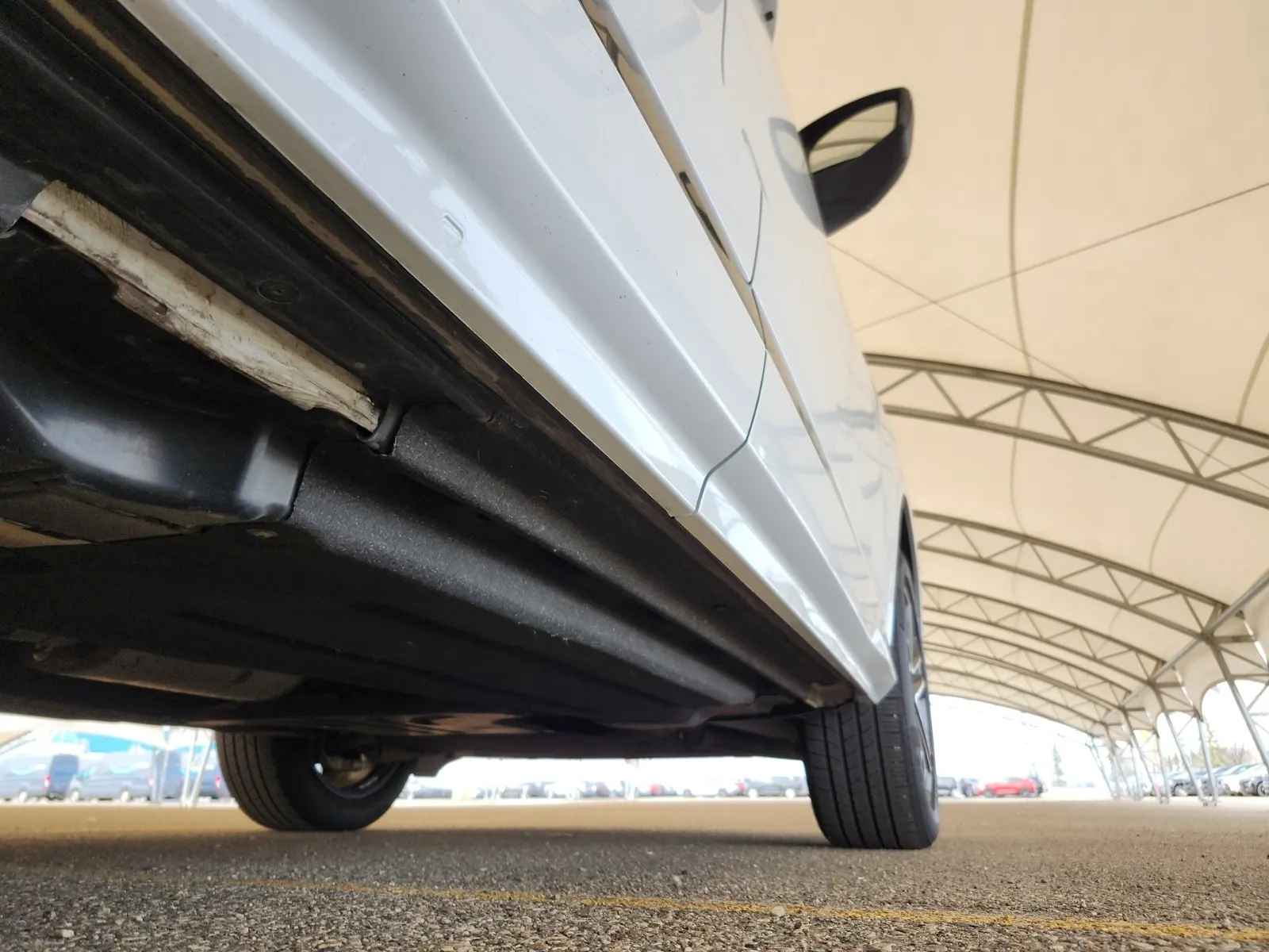 Undercarriage - Passenger Photo