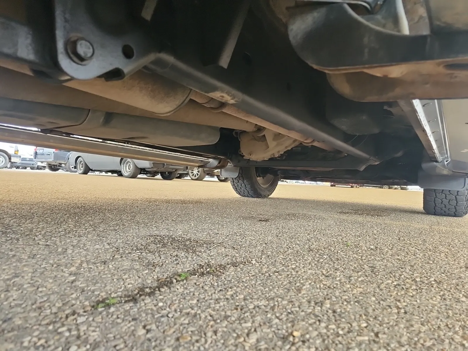Undercarriage - Passenger Photo