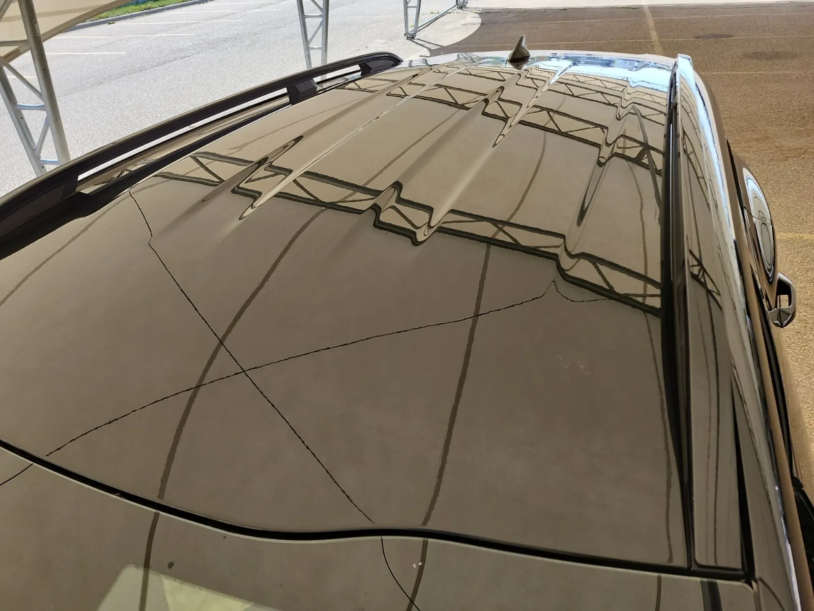 Exterior Roof Photo