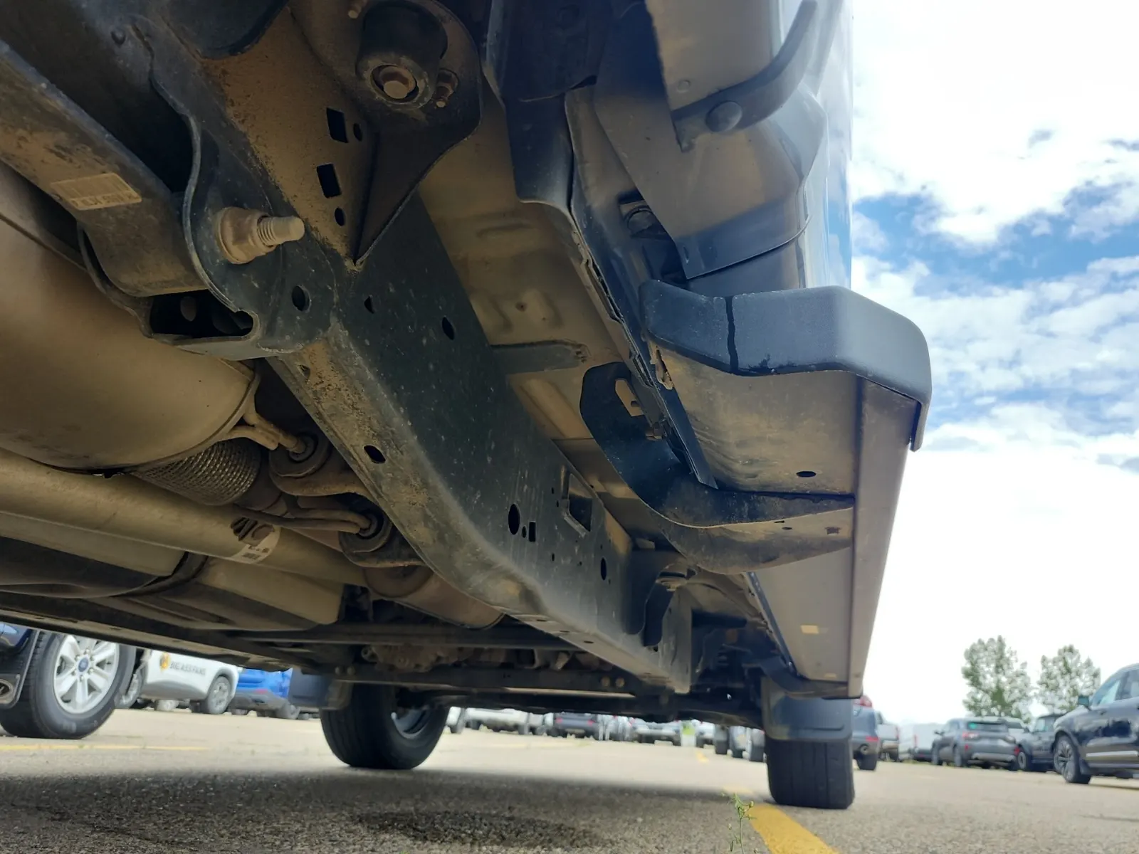 Undercarriage - Passenger Photo