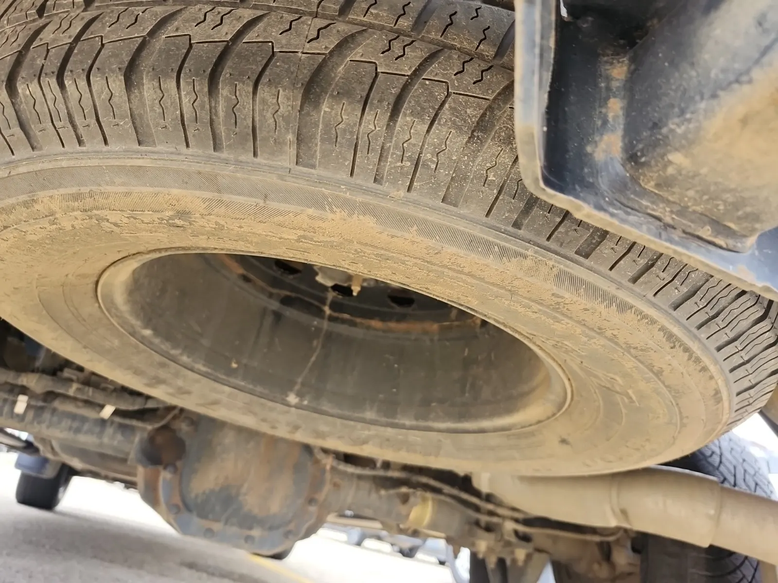 Spare Tire & Wheel Photo
