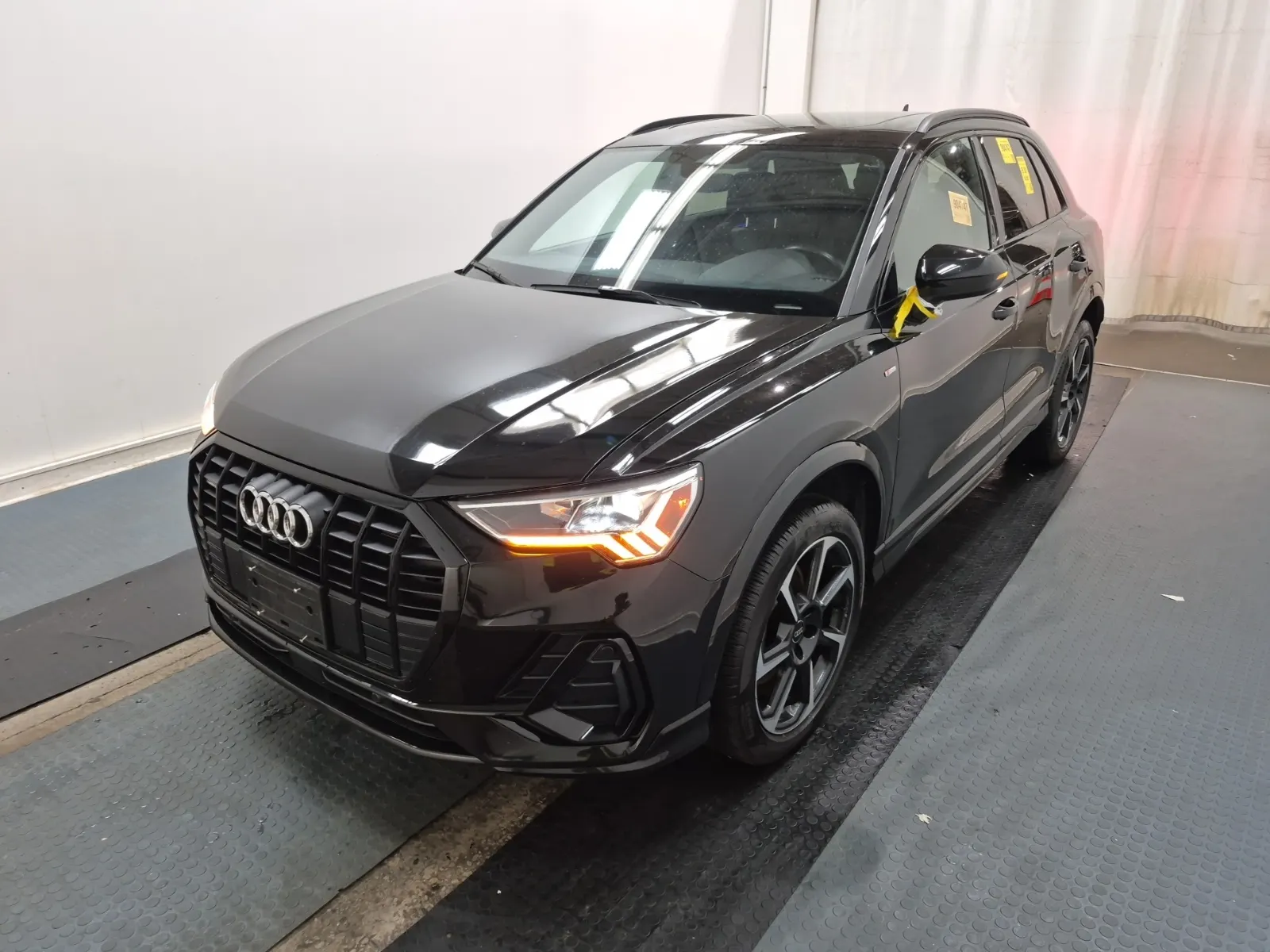 2023 Audi Q3