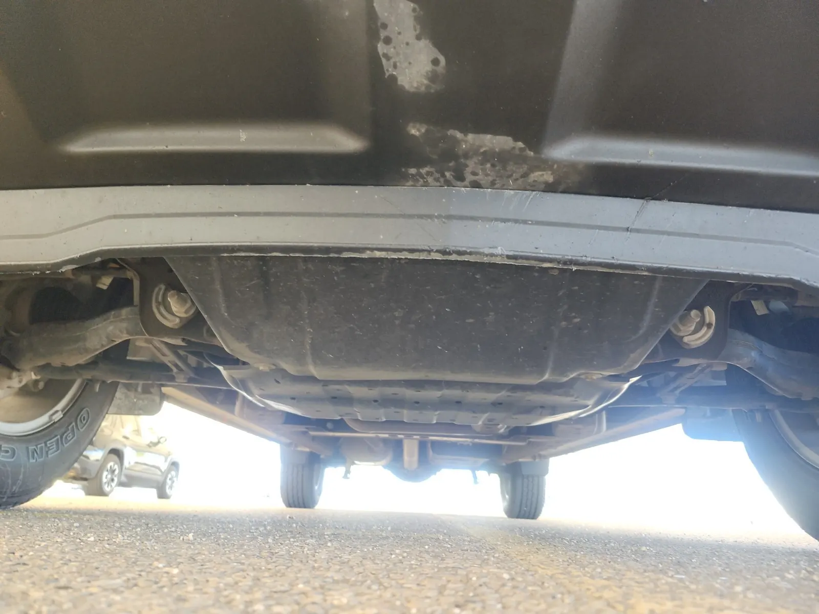 Undercarriage - Front Photo