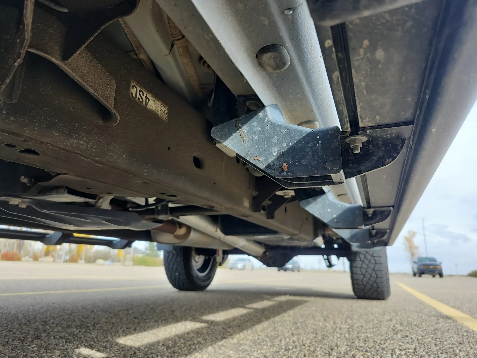 Undercarriage - Driver Photo