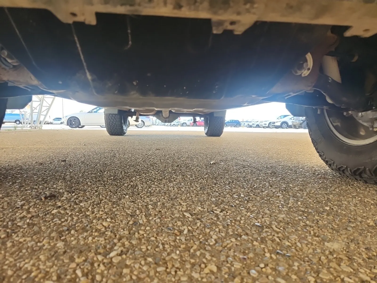 Undercarriage - Front Photo