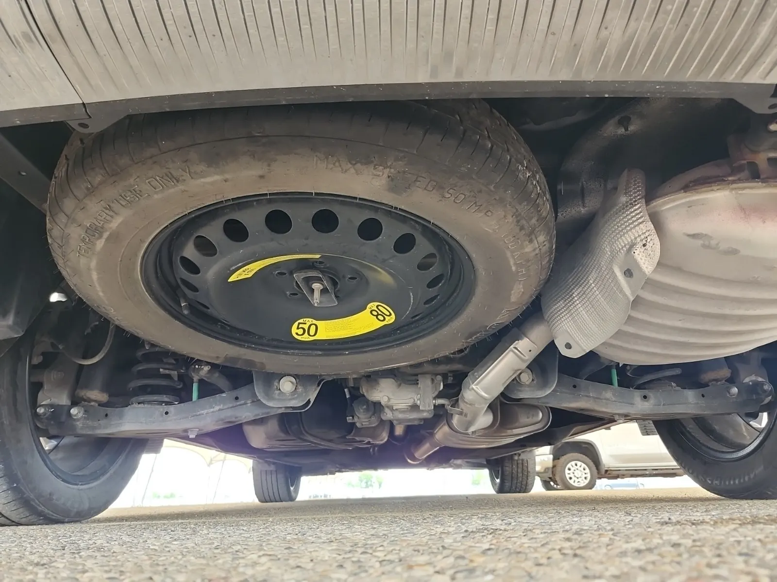 Undercarriage - Rear Photo