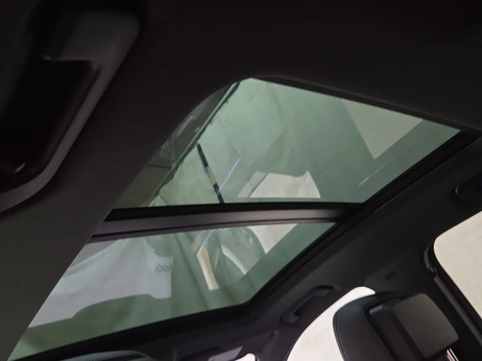 Interior Roof Photo