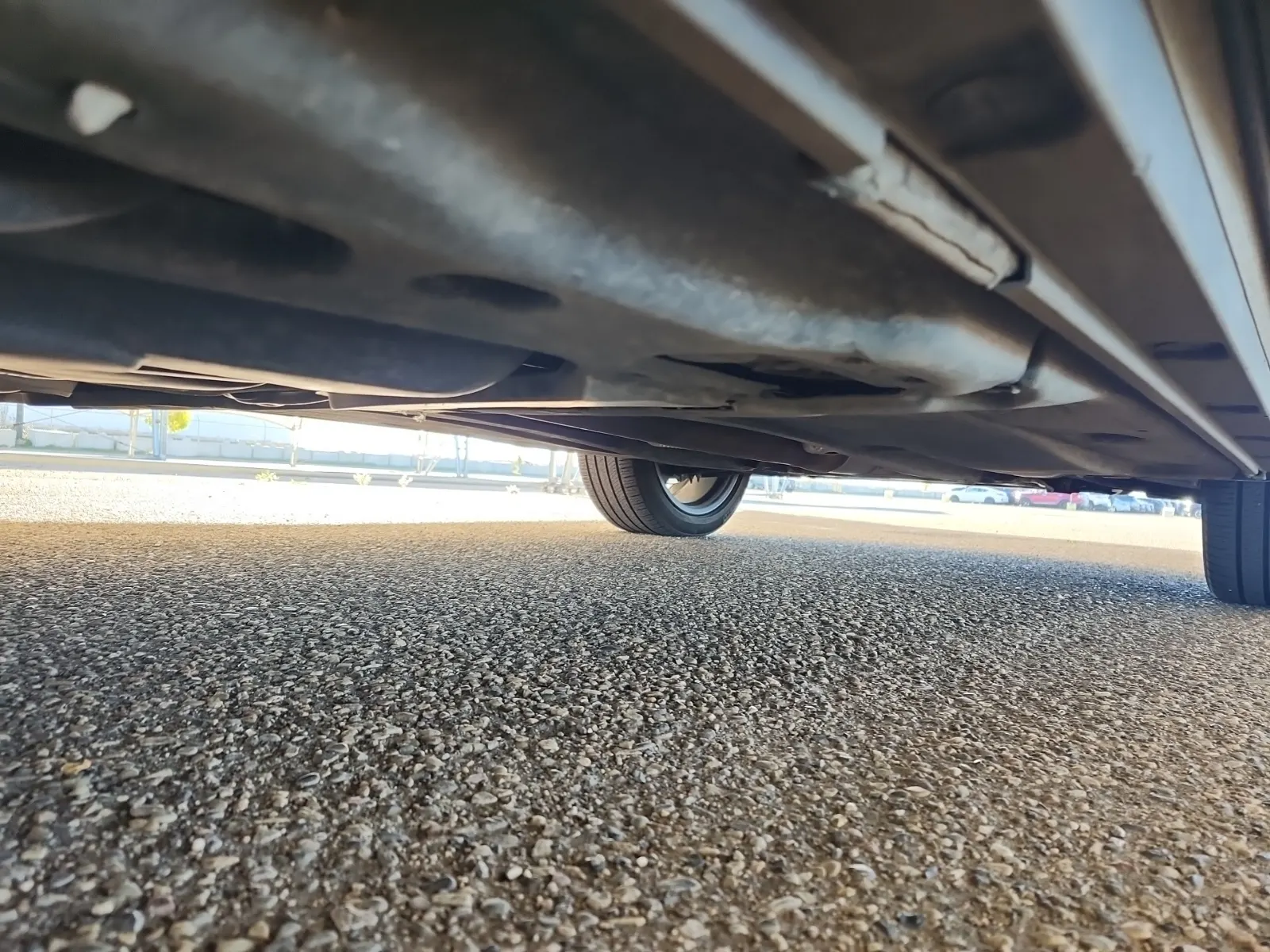 Undercarriage - Passenger Photo