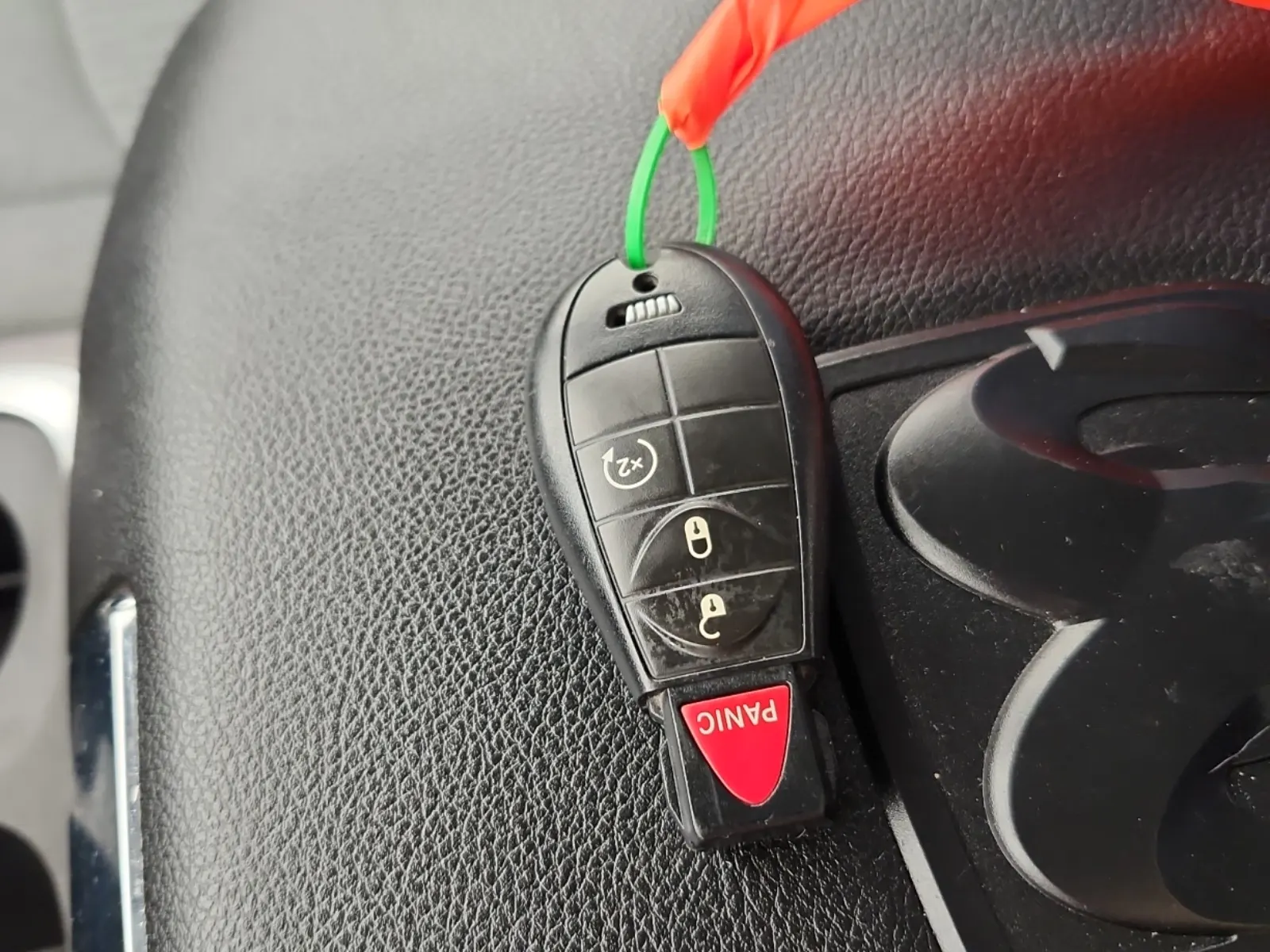 Keys/Fobs/Manual Photo